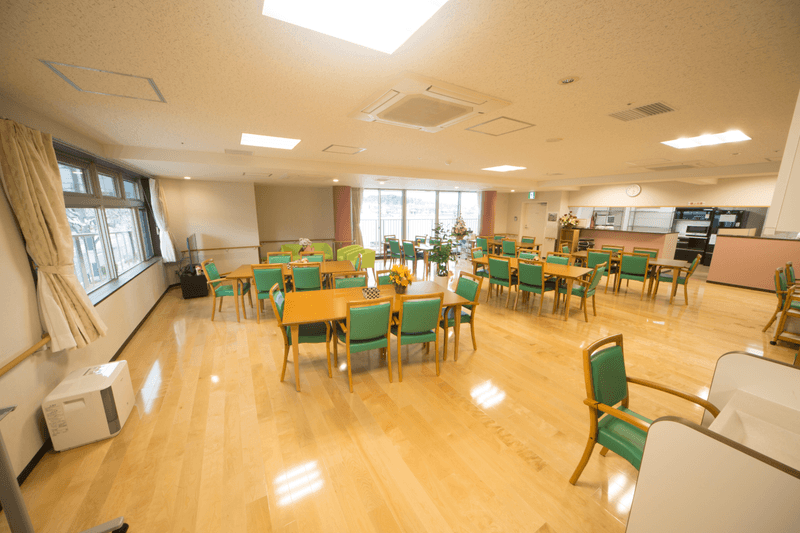 せんしゅんかいデイサービスセンター上植野